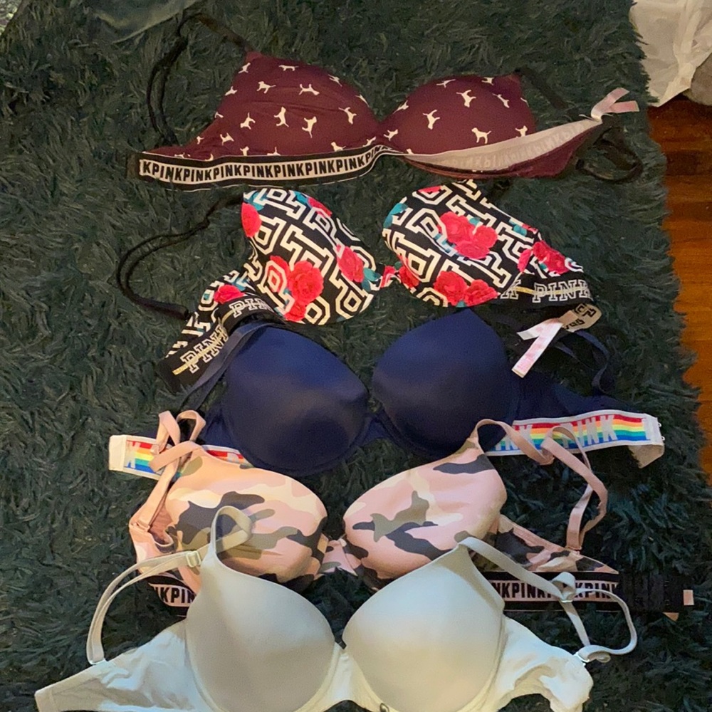 Pink Victoria’s Secret bras 32DD
